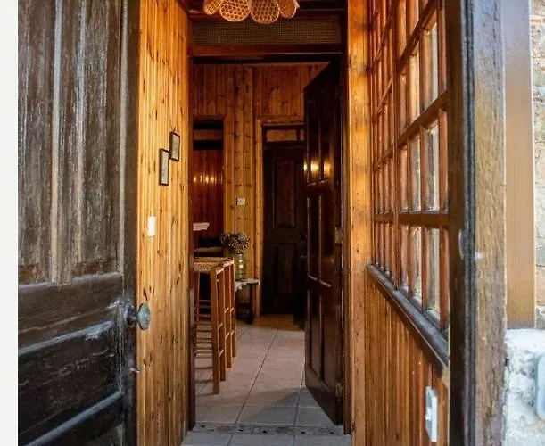 σπίτι με θέα Semesterbostad Alona